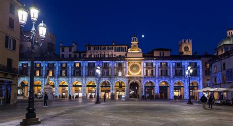 negozi versace brescia|I negozi in centro a Brescia dove fare shopping.